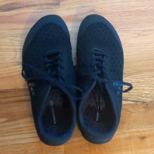 Vivobarefoot Outlast Stealth minimalist running shoes size 40L